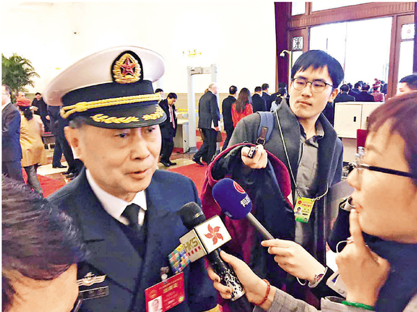 ������H�j�N���B����x�F�e�B�妿�C�O�̸��R ��