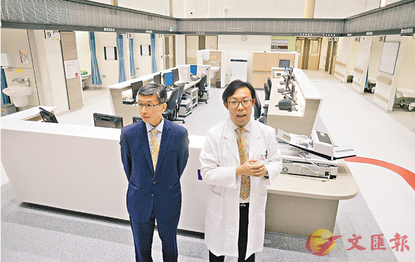 ���Ѥ�����|��g�Ǫ��@�h���]�b������m�A���H���[��P��m�����p�A�H�K�հt�H��C �篪�U ��