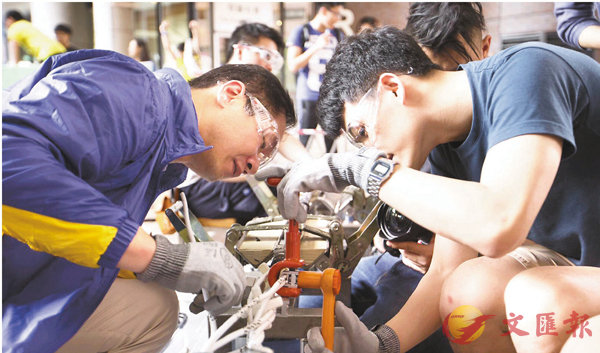 �����F�j�]���^�ܽd��q�l�C