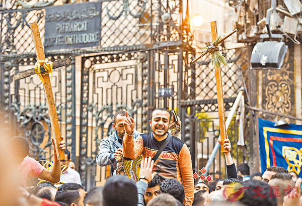 ���H���|�_�Q�r�[�����J���̡C�k�s��