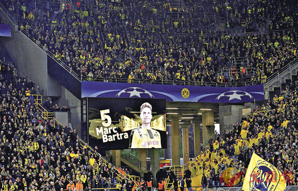 ���y�g�����˲y�������ڬd�e�W���֡C �k�s��