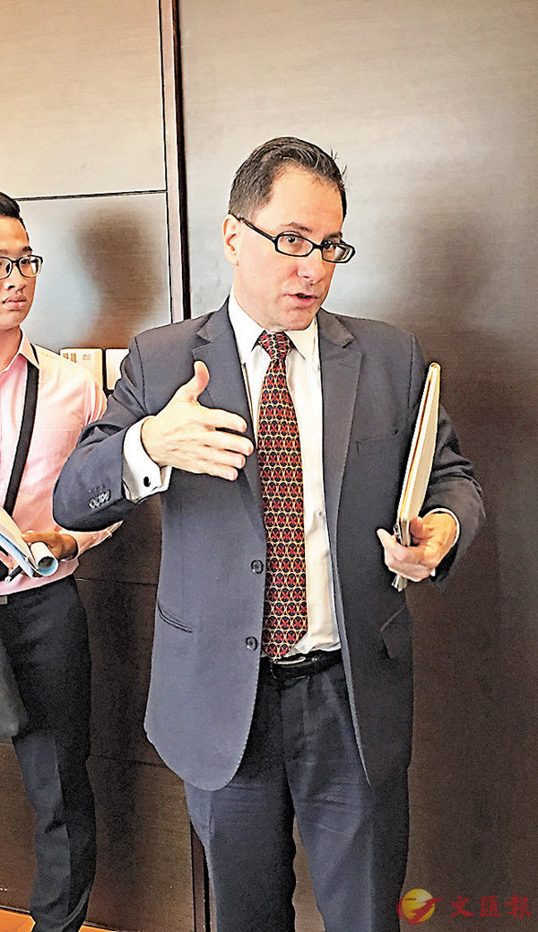 ��Michael���A�V�n�n�����ѦU����|���ŧK�i�f���|���u�f�l�ޥ~��C