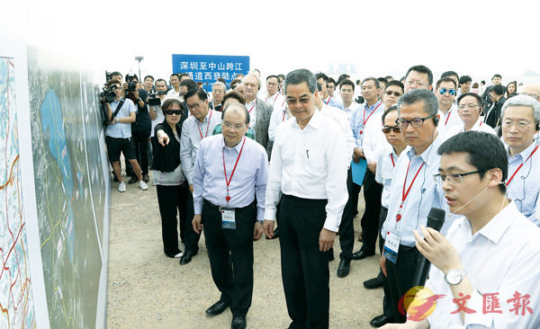 ��4��21��A�箶�^�v�S�Ϥu�ӬɥN���Ψ�s�F�٤��s���ҹ�u�f��D�j�W�ϡv�س]�C ���s��