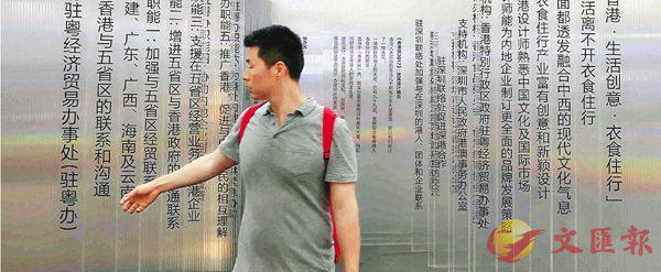 ������L�ƪ�����ؿv�v�������A�]�p�X�o�ӻP�O���P�������]�ؿv�C �O�̺��g�z  ��