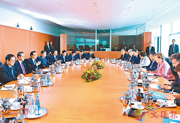 �����J�j�P�q�J���|��ɪ��ܡA���w���~��`�Ƴзs�X�@�A�ۤ������}��A�@�P�����yí�w�@�^�m�C �s�ت�