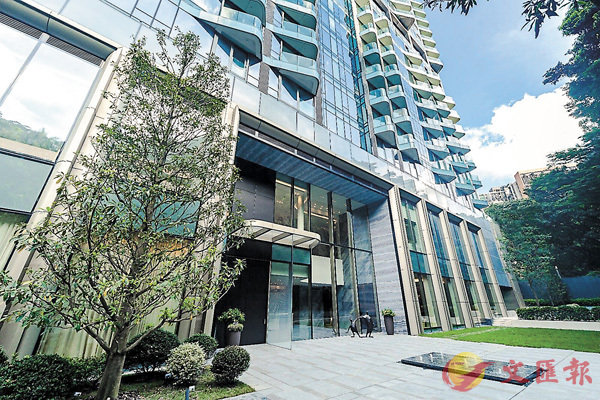 �����Фs�`