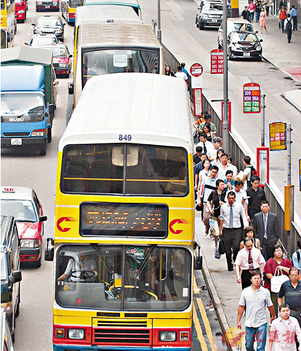 �����ڤηs��85%�D�L�����u���[�T�C��1���B70%�L�����u���[�T�C��2���C ��ƹϤ�