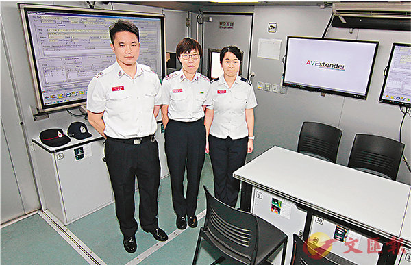 �����Ů��������]����^������(��)�B�������ء]����^�IĬ��(�k)�Эz�u���F�vŧ�䱡�p�C �����׳��O�̴^�l��  ��