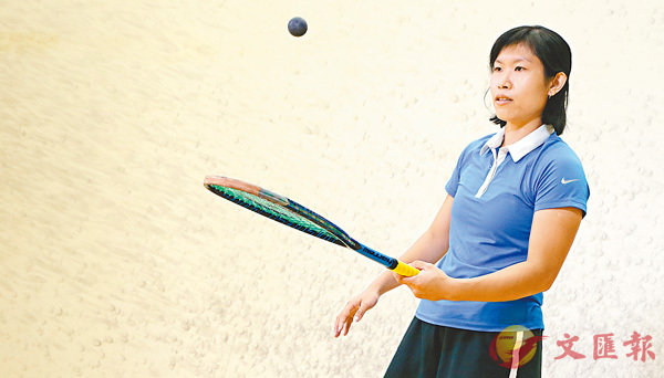 ���ڵ��۴��ݭ���@�ɫe���C�����׳��O�̳�����  ��