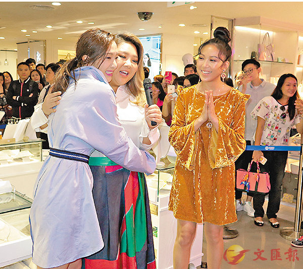 ��(�k�_)��κ��M�G�Y�y�S�a�ӶP�g�ɪ�Pop Up Store�}�~�C