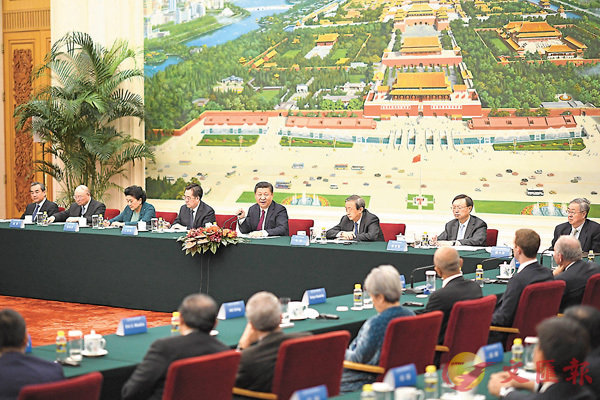 ���ߪ񥭦b�_�ʤH���j�|��|���M�ؤj�Ǹg�ٺ޲z�ǰ|�U�ݩe���|���~�e���M������~�a�e���C  ���s��