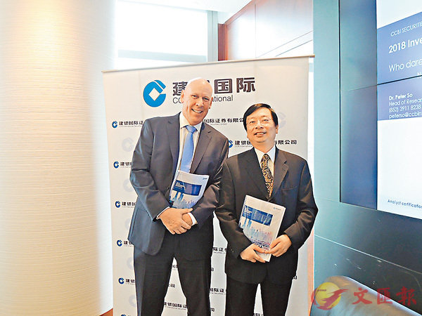 ���ػȰ�ڵ����vMark Jolley(��)�A�Ǭ��Ҩ��s�������`�g�z�ΥD��Ĭ����C�����׳��O�̰O�� �i���@ ��