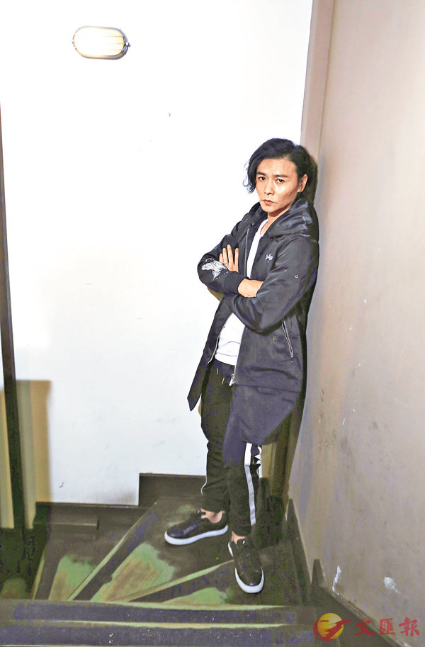 ���i�ʱ��F�Q�h�~�ױ��X�Y�C