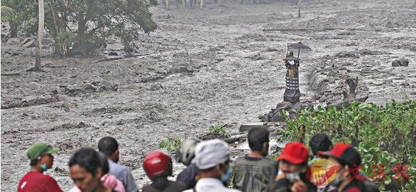 ���e�y�D�����s�ǦìV�C ���z��