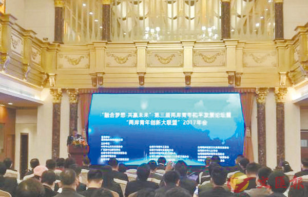 ���ĤT���⩤�C�~�M���o�i�׾¦b�`�`�|��C��ƹϤ�