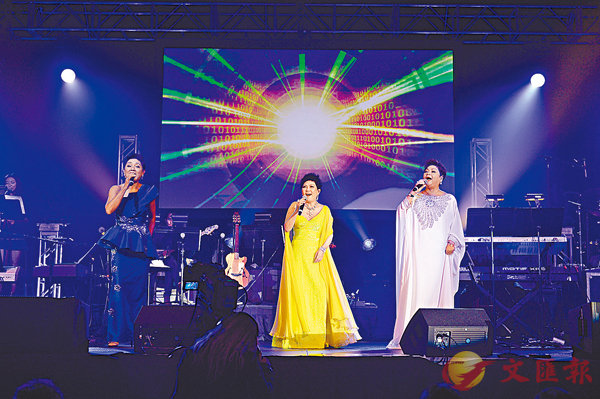 ��(�k�_)�ζ��B�����F�M���R���N�b�D���}�̡C