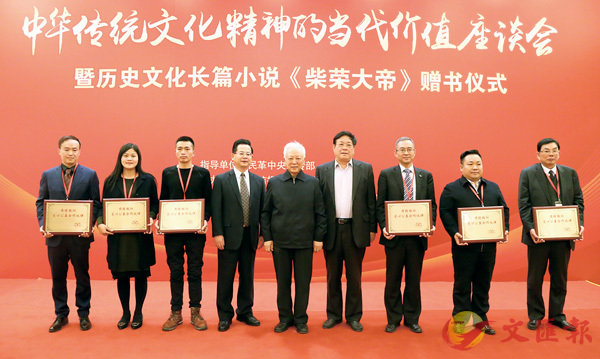 �����ضǲΤ�ƺ믫�����N���Ȯy�ͷ|�{���C�����׳��O�̥��ھe  ��