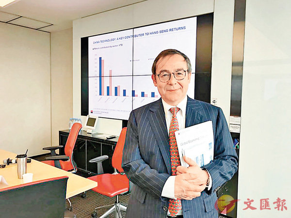 ��Klaus Baader �w�p�A������~�N�[��3���C  ���{��  ��