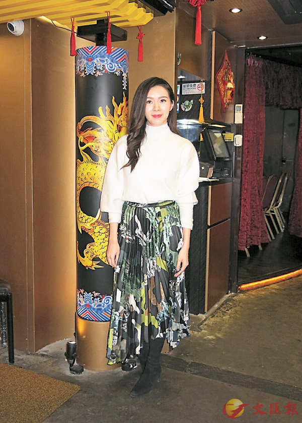 �������֫���e�Q���լյ��H���ۡA�{�b�o�{��꦳�ܦh�}��C