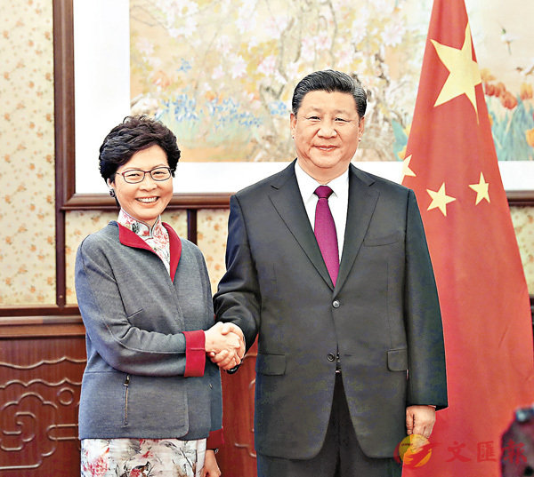 ���S���L�G��Z�W�P�W�ʭz¾�ɡA��o��a�D�u�ߪ񥭡u�R���֩w�v�C�s�ت�