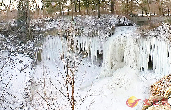 �����������r�����B