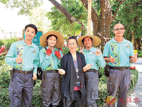 ���G���ԡ]���T�^���ܡA�u�i�ͫC���p���v���U�l�Ǧ~���H�J��C