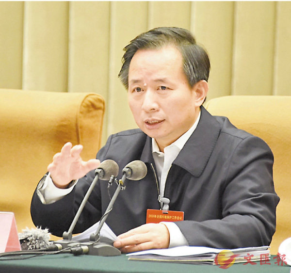 �����z�Ǧb�|ĳ�W���ܡA���~�N�}�i�������O�����ﱡ�p�u�^�Y�ݡv�C���W�Ϥ�