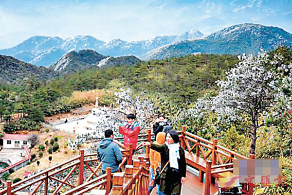 ������H��u���֫ءA�u�{�u�������A�j��C�ȫe���������Ͻ઱�C�Ϭ��C�Ȧb�E�P�s���Ͻ೷�C ���W�Ϥ�