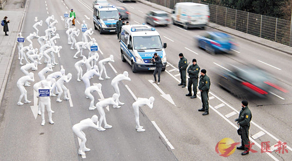 �����O��´�b�����ܫ¡A��ĳ�a�B�ɤl�W�бƩ�C�k�s��