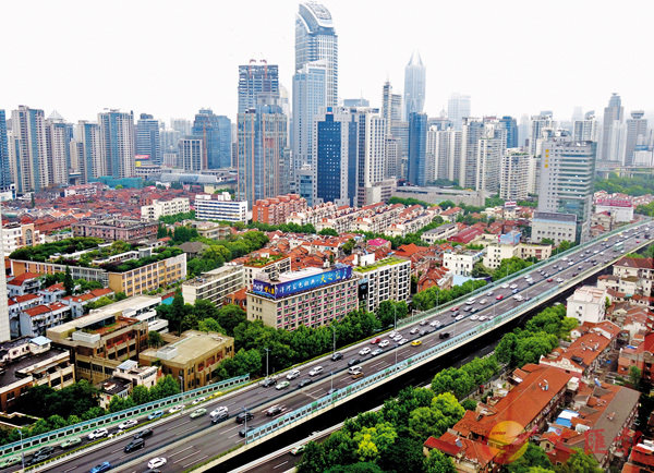 ■春節期間上海新建商品住宅成交1,817平方米。圖為上海市容。 資料圖片