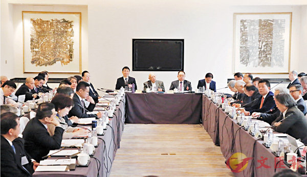 ������F���D�N���β�52���|����հQ�סC ���q��