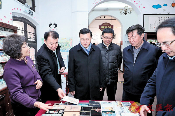 �����x�a���ҹ�C�q���v��ƿ򲣫O�@�M��Ƴ��]�س]�C  �����׳��s�F�ǯu