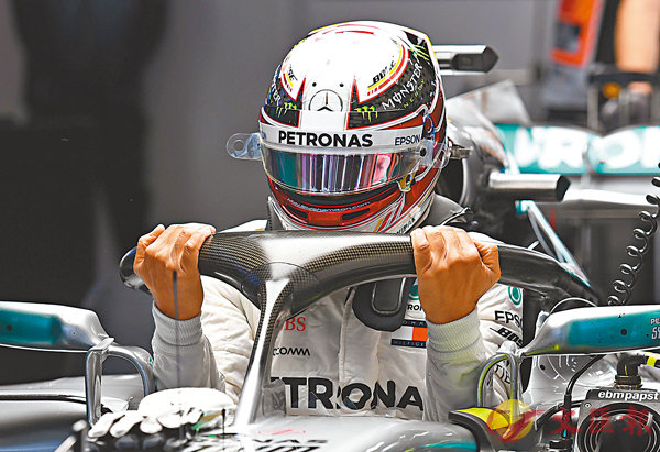 ���w���y�b�Q�骺�Ʀ��ɶȦ�~��5�C �k�s��