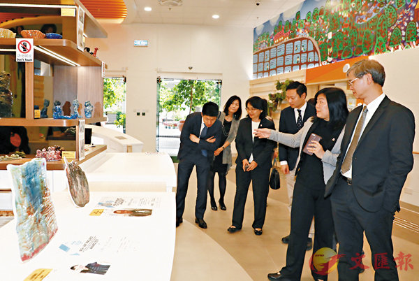 ��ù�P�����[�u�R���P���N�Ŷ��v�z��H�h���N�@�~�i���C