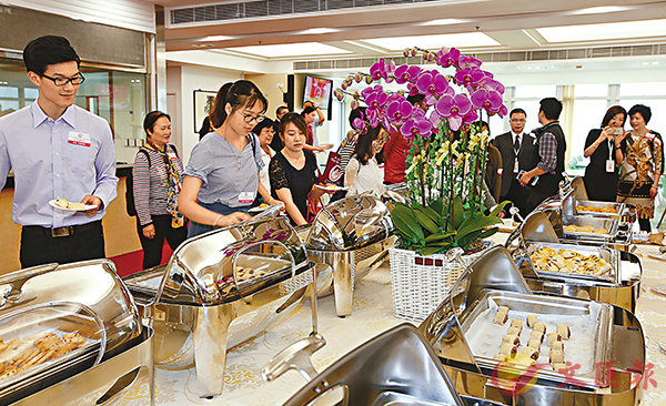 �����׳��O�̼�F��  ��