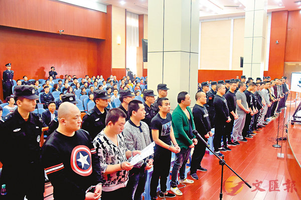 ��������׫����}��T�A�®פ�25�W�Q�i���O�Q�P�B���D�B�L���{�D�Φ����{�D�C�Ϭ��Ӯ�4��1��x�f�{���C   ���s��