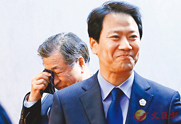 ���}��(��)�b�O�����y�U�k��\�C �^�ժ�