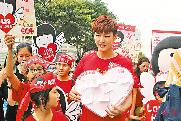 �����Ⱥ����ӤߤߡA���l���|�j�����h���h�ൣ�C������