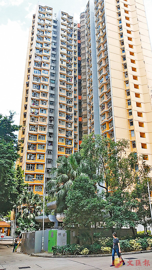 �����j�P�U�h�s���Ӥ@����������500�U���p���סAĵ��ƫ�뮷��W�k���լd�C