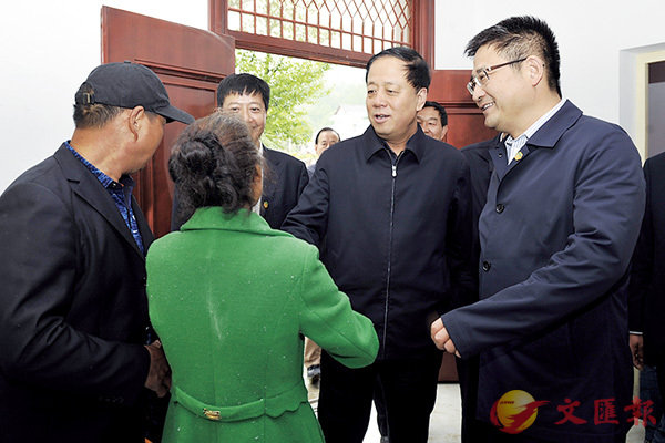 ��4��12��A�Z���رa��E�T�Ǫ������լ�իe������]�����h�x��a���լ�C ��ƹϤ�