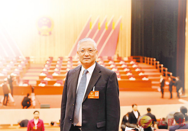 ������٬F���D�x���M�~�Ʃe���|�ƥD�������ءC ���p ��