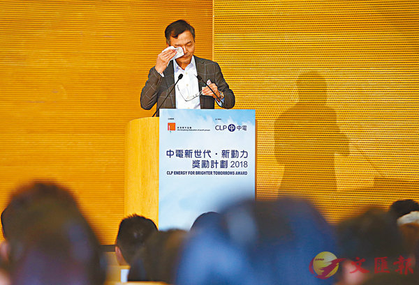 ■林正財演講時一度「眼濕濕」。香港文匯報記者莫雪芝  攝