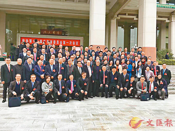 ���d�ǩ��ʨ��s�F�٬F��e����C�A���~1�뭺���ѥ[�|ĳ�C