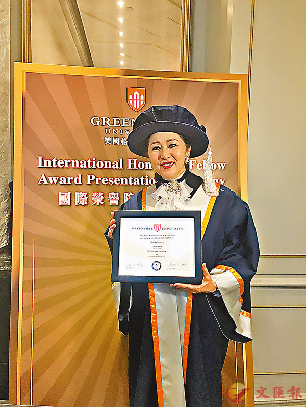 ���i����