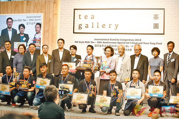 �����C��(��ƥk��)���m��ڪ������j��2018--�Q�P�~�סn����Ż��C �����׳��O�̲�����  ��