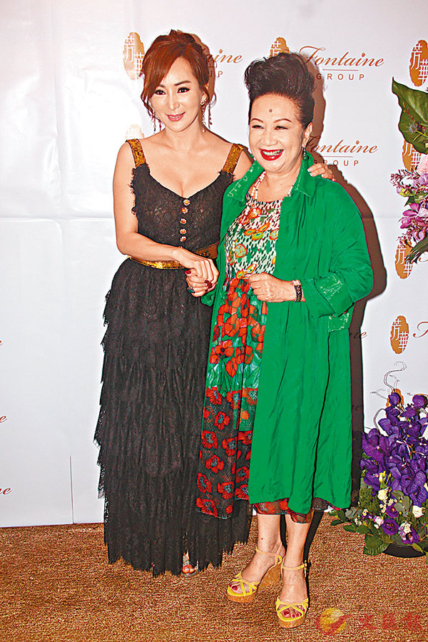 ��ù�M(��)������ꪺ���e�|�}���A�a�P�j�e�Ө�P�C