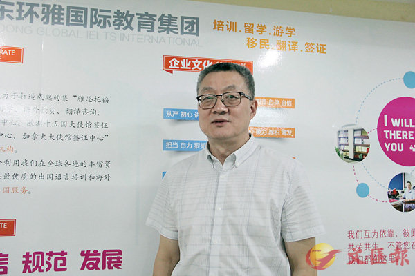 ���p����