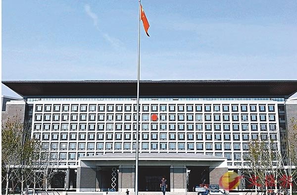 ���_�ʫ����Ƥ��ߤ@�B��F�줽�ӥ����b10��w�a���_�F�����C �����׳��O�� �i�� ��