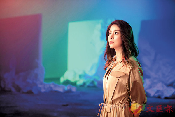 �����z�Y