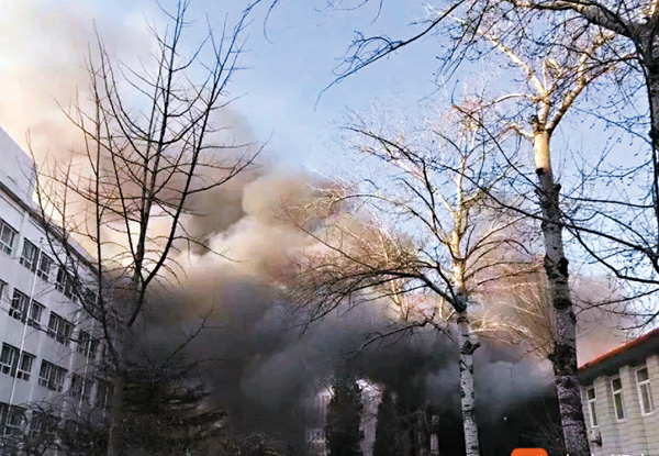 ���z���{���C ���W�Ϥ�